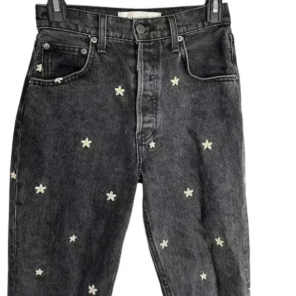 Reformation Cynthia High Relaxed Jean - Black Daisy Size 24 - Picture 3 of 10